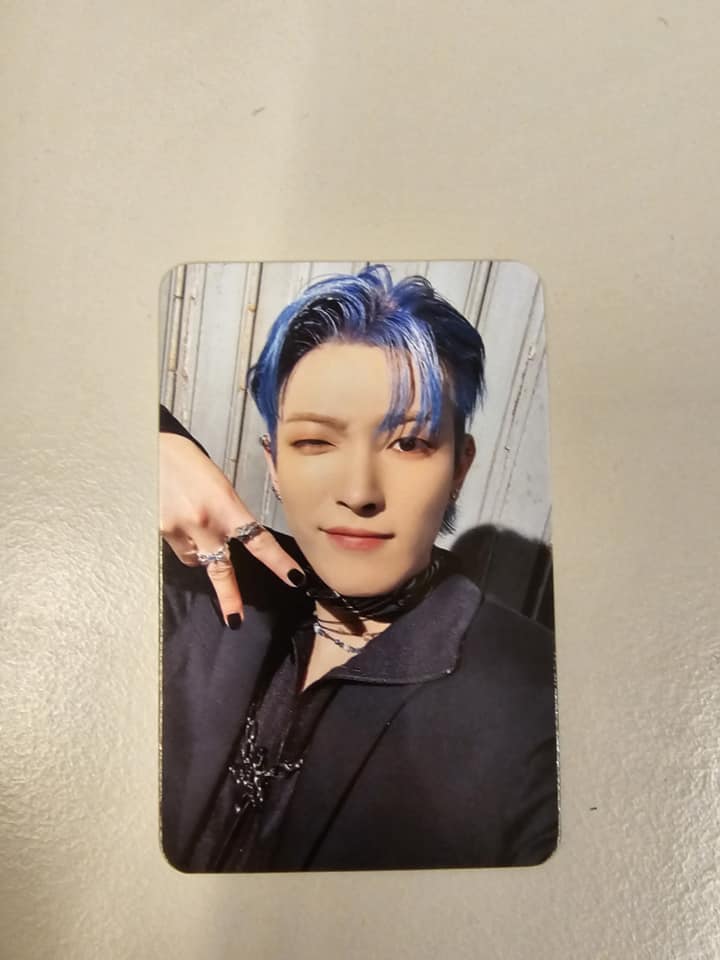 ATEEZ  - OUTLAW APPLE MUSIC POB - OFFICIAL PHOTO CARD - Swiss K-POPup